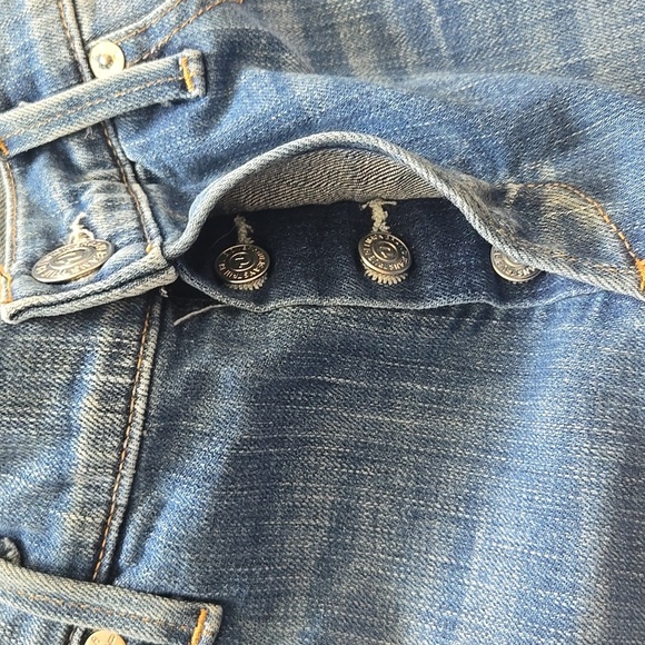 True Religion Liv Relaxed Disressed Skinny Crop Size 28 - Picture 3 of 16